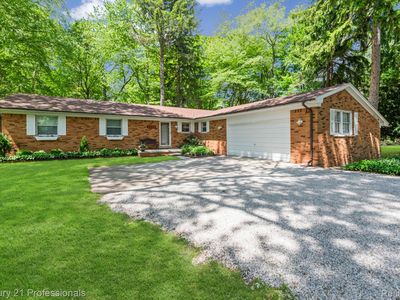 8638 Stone Rd