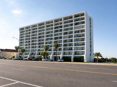Property at 7310 Seawall Blvd APT 1101, Galveston, TX
