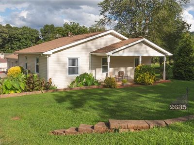 2635 Brushy Mountain Rd