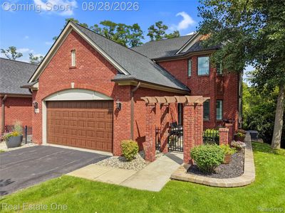 3565 Bay Harbor Dr