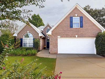 216 N Hamlet Ct