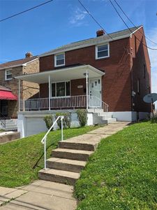 1005 Premier St