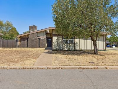 2301 NW 109th St