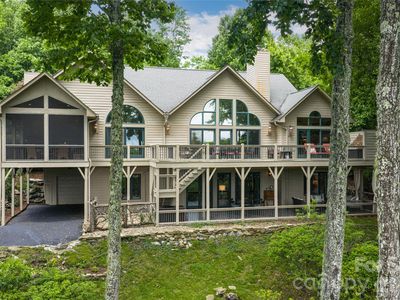 305 Piney Knoll Ln