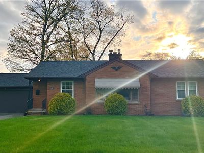 1131 S Guarnieri Dr NE