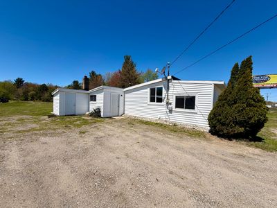 3261 Whitehall Rd
