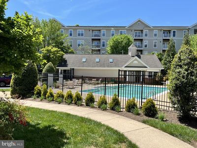 6990 Falls Reach Dr APT 113