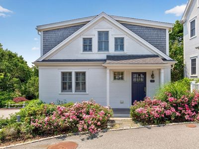 739 Main St #739