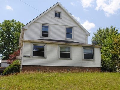 Property at 16110 Rockside Rd, Maple Heights, OH