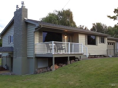 1423 Grelle Ave