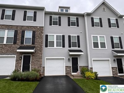 Property at 7634 Clayton Ave, Coopersburg, PA