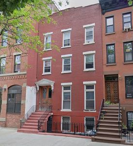 173 Carlton Ave