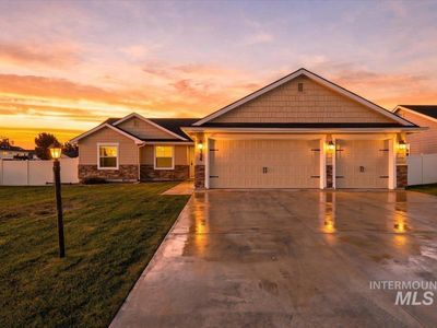 Property at 394 W Aspen Ct, Middleton, ID
