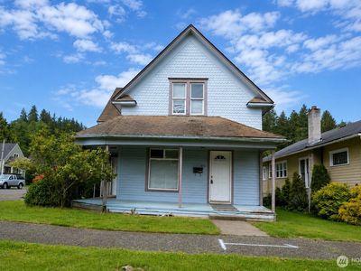 Property at 803 Monroe Street, Hoquiam, WA