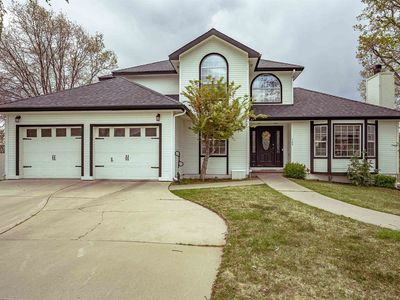 125 Brookwood Dr