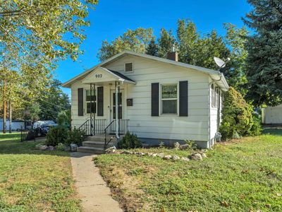 902 Grandview Dr