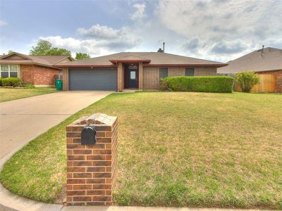 208 Bradgate Dr