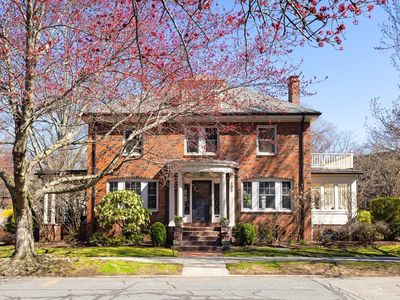 108 Crowninshield Rd