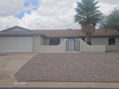2450 PLAYER Avenue