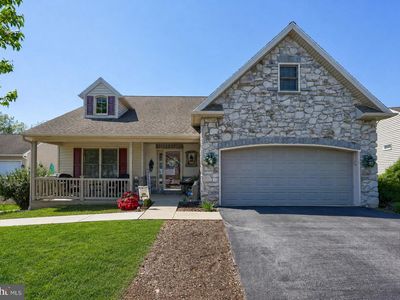 1042 Cambridge Dr