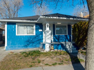 862 W Pacific Ave