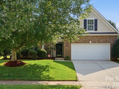 301 Augustus Ln