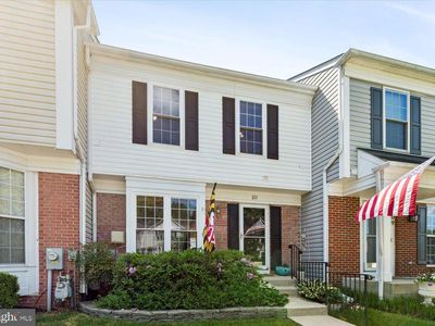 Property at 211 Gray Fox Ct, Edgewater, MD