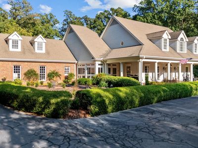 608 Valley Rd
