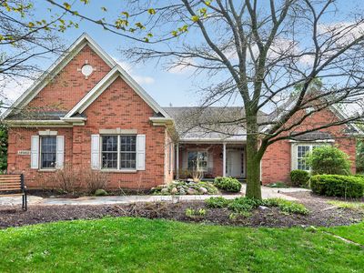 19N055 W Woodview Pkwy