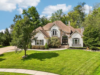 6010 Ravine Woods Dr