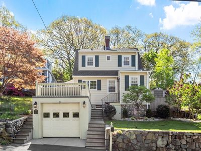 25 Naples Rd