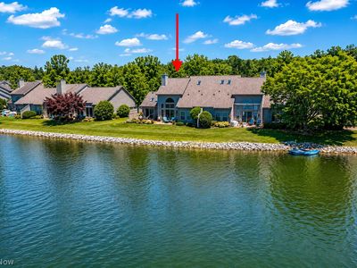 143 Lake Shore Dr Unit 2