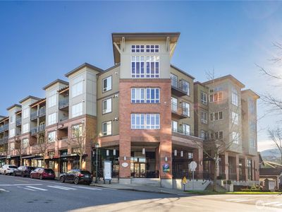 1840 25th Avenue NE #303