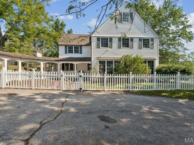 2333 Ossenfort Rd