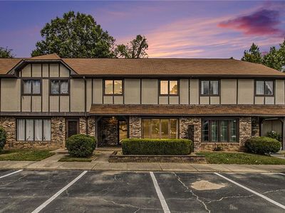 1809 Ashborough Cir SE APT J