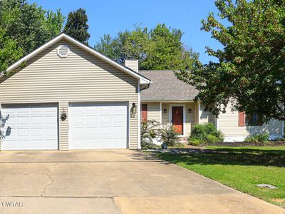 2730 Clifton Dr
