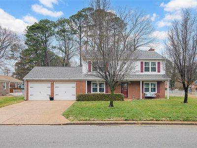 9 Colonial Acres Dr