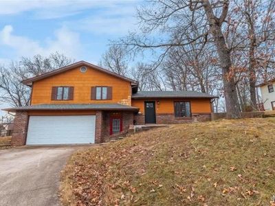 613 Royal Rd