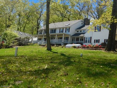 4 Spring Hill Rd