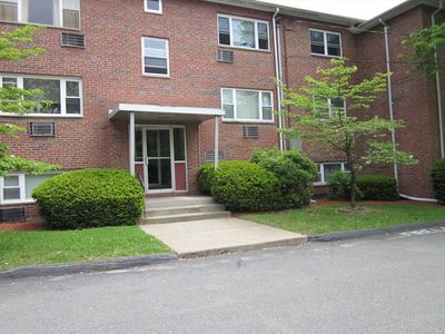 73 Walnut St APT 6