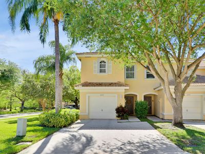 1495 Barrymore Court