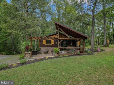 237 Redbud Ln