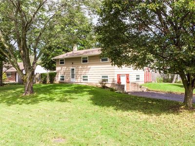 47 Golden Rod Ln