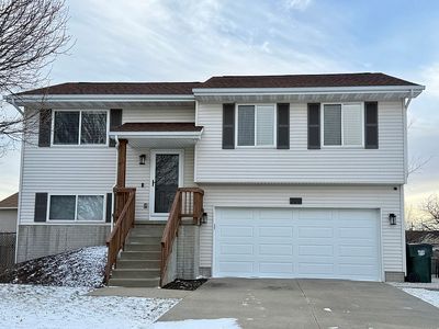 Property at 2011 Oak St, Granger, IA