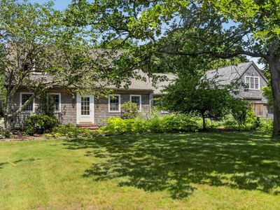 205 Meetinghouse Way