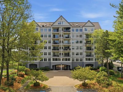 10 Mountain Laurels Drive #405
