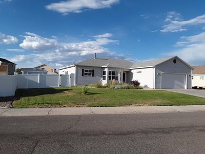 1244 Sunridge Ave