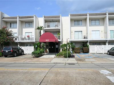 3805 Houma Blvd Unit B202