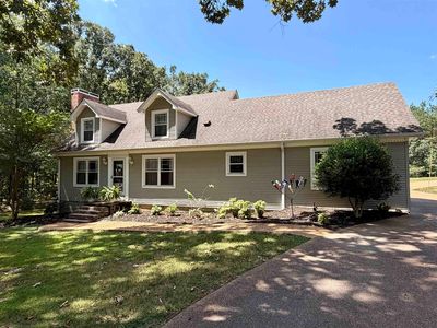 835 Twin View Cir