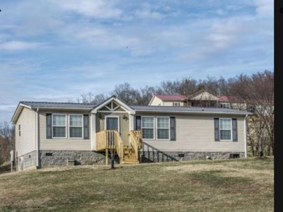 820 Lick Hollow Rd